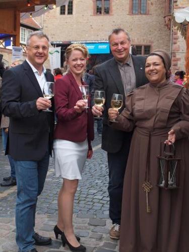 Eröffnung Bergsträßer Weinmarkt Heppenheim